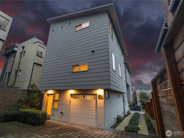4413 Meridian Avenue N, Seattle WA 98103