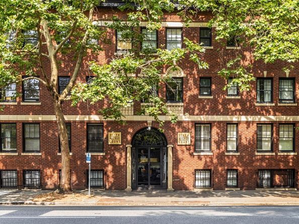 2132 5th Avenue 202, Seattle WA 98121