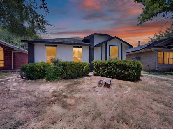 2607  Winter Oak Street , Dallas Texas 75227