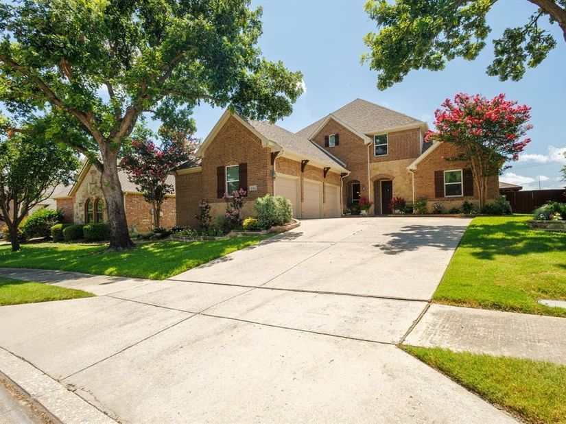 6514  Field Crest Lane , Sachse Texas 75048