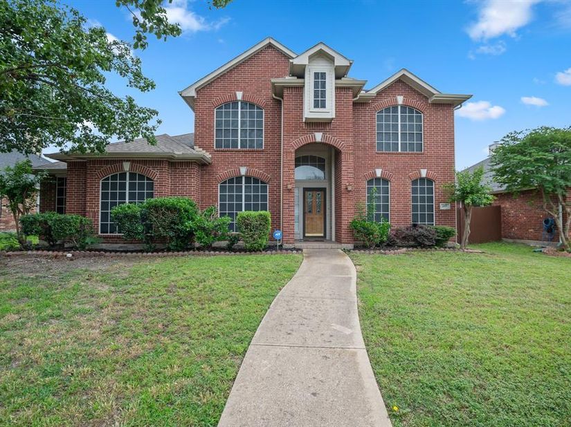 8114  Salzburg Drive , Rowlett Texas 75089