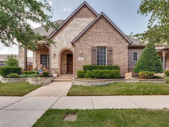 1007  Ivy Charm Way , Arlington Texas 76005