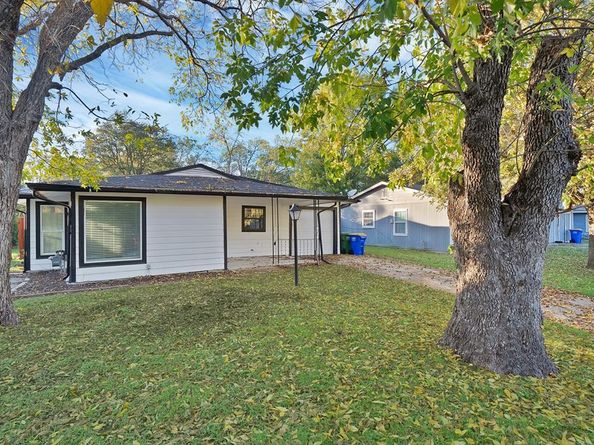 809  Hackamore Street , White Settlement Texas 76108