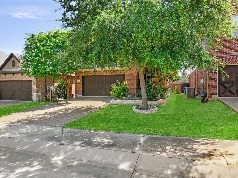 220  Sir Brine Drive , Lewisville Texas 75056