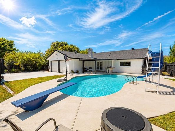 2150  Richwood Drive , Garland Texas 75044