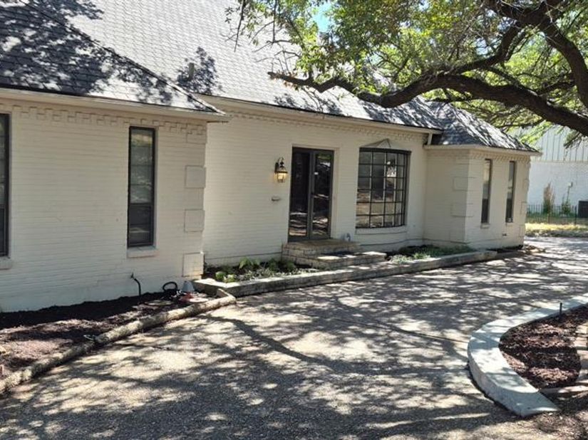 1909  Dakar Road E, Fort Worth Texas 76116