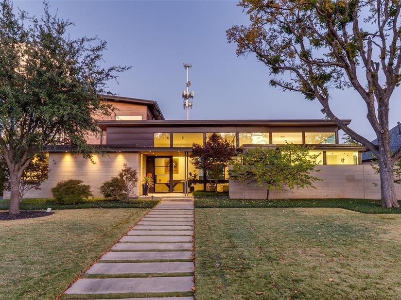 11712  Jamestown Road , Dallas Texas 75230
