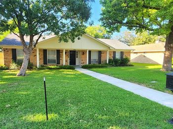 1607  Centenary Drive 