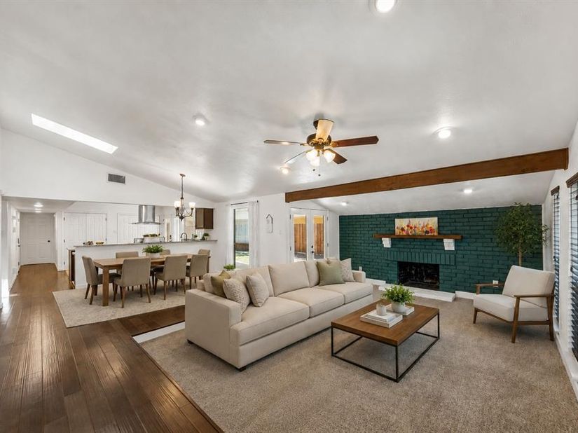 2017  Jennifer Court , Carrollton Texas 75007