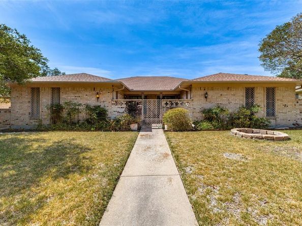 8211  Lullwater Drive , Dallas Texas 75218