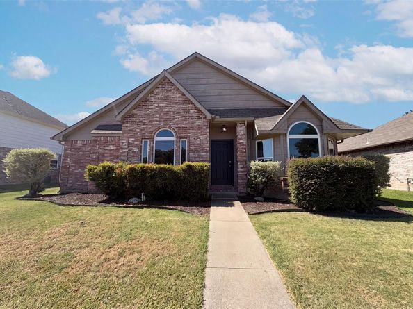 713  Lake Bluff Drive , Flower Mound Texas 75028