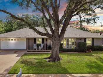 1615  Cresthaven Drive 