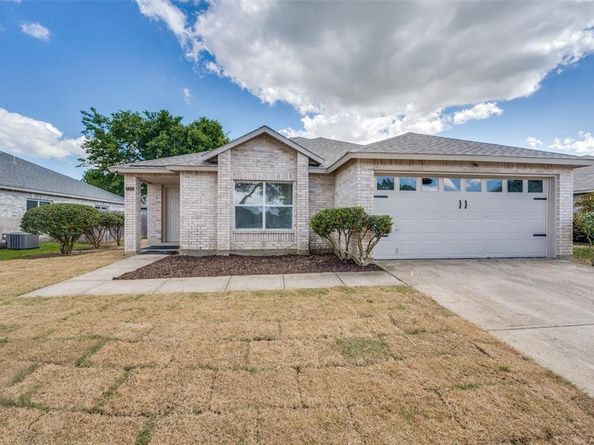 700  Capricorn Street , Cedar Hill Texas 75104