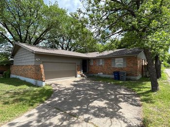 4712  Mark Trail Way 