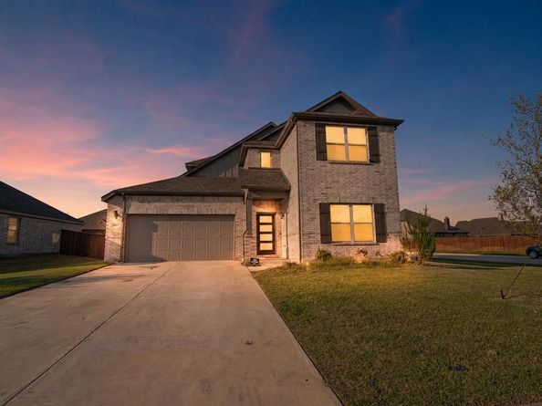 1345  Fox Glen Trail , Crowley Texas 76036
