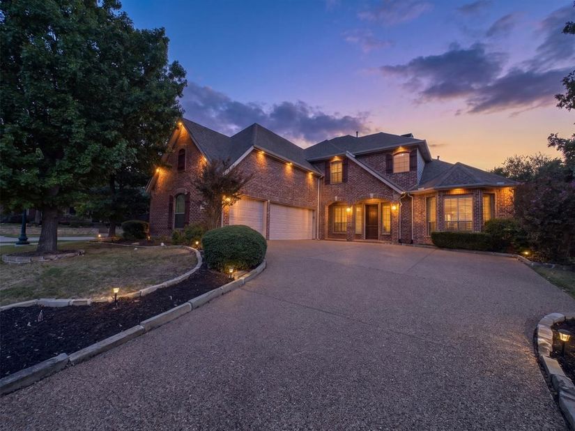 4514  The Landings Court , Frisco Texas 75033