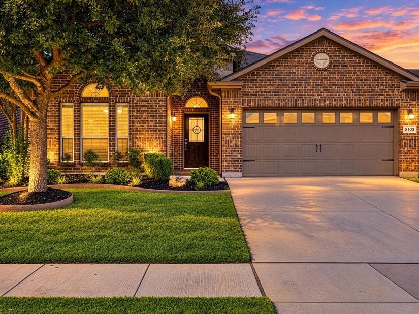 5103  Glen Meadow Drive , Arlington Texas 76001