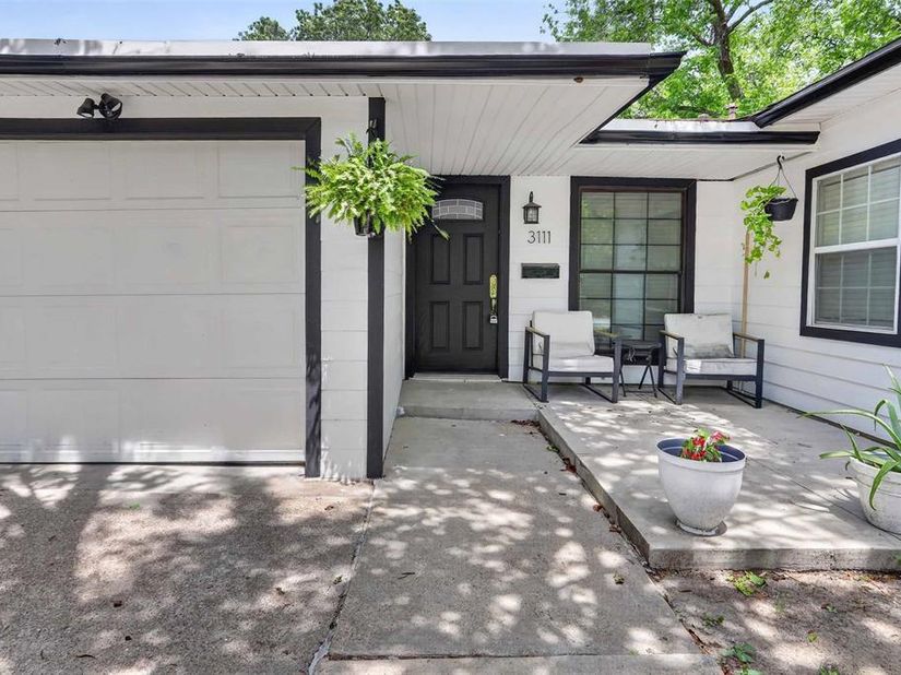 3111  Andrea Lane , Dallas Texas 75228