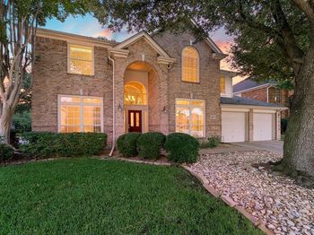 6605  Fox Glen Drive 