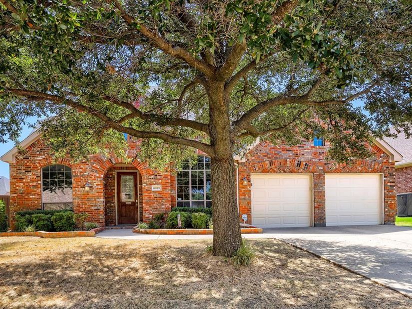 6919  Navigation Drive , Grand Prairie Texas 75054
