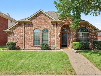 5528  Green Hollow Lane 