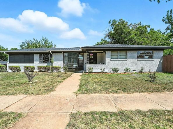 2501  New York Avenue , Fort Worth Texas 76104