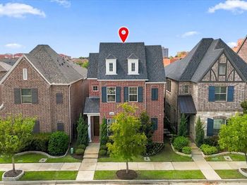 564  Courtyard Lane 