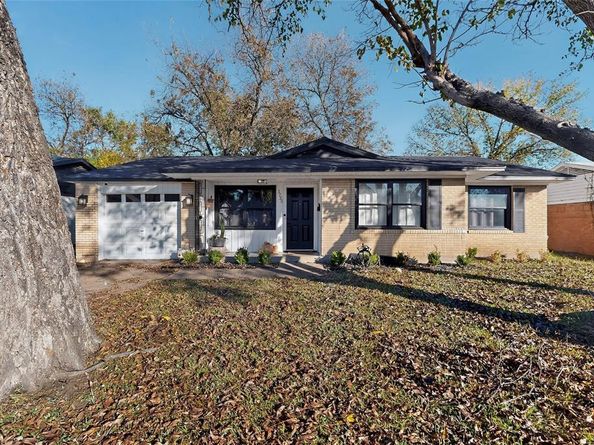 1725  Emerald Street , Grand Prairie Texas 75051