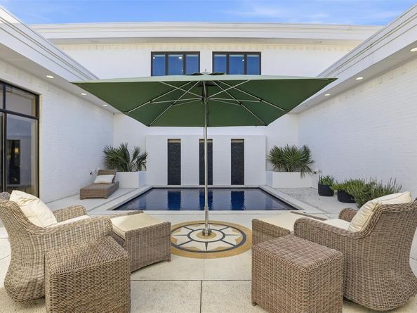 5625  El Campo Avenue , Fort Worth Texas 76107