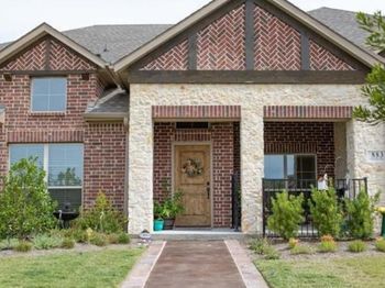 883  Birds Fort Trail 