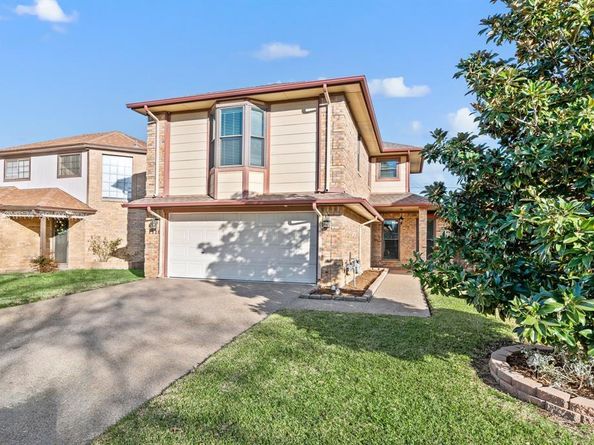 1110  Carrington Court , Irving Texas 75060