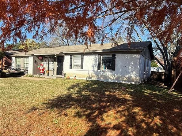 2225  Sybil Drive , Mesquite Texas 75149