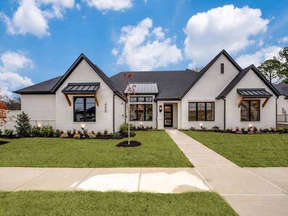 400  SARATOGA Drive , Denton Texas 76210