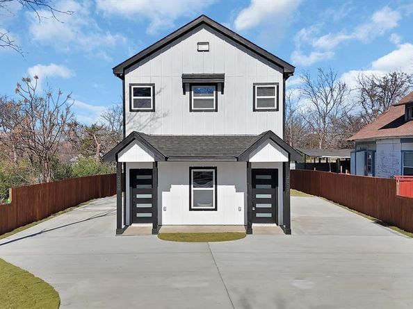 2909  Avenue B  , Fort Worth Texas 76105