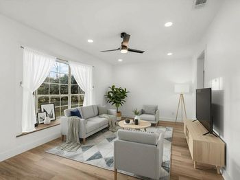 5107  Clubview Drive 