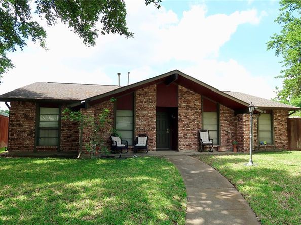 2009  Stefani Court , Carrollton Texas 75007