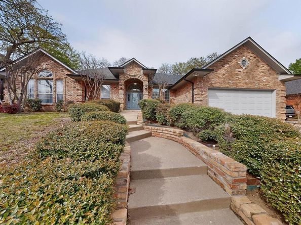 1405  Briar Drive , Bedford Texas 76022