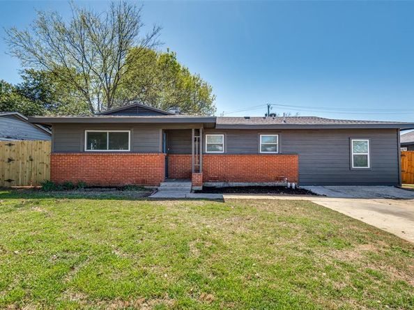 125 W Fuller Drive , Euless Texas 76039