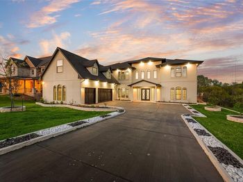 464  Breezeway Court 