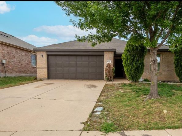 8732  Stone Valley Drive , Fort Worth Texas 76244