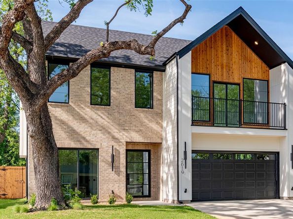 2619  Emmett Street , Dallas Texas 75211