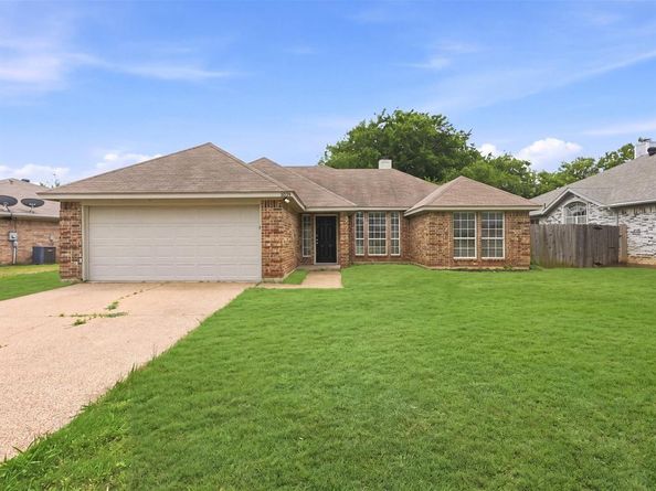 8040  Clear Brook Circle , Fort Worth Texas 76123