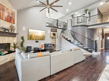 400  Shadow Creek Drive 