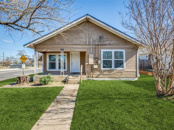 701  Lakey Street , Denton Texas 76205