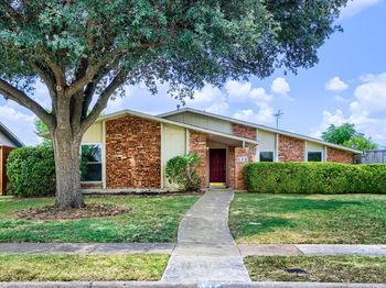 815  Fleming Trail 