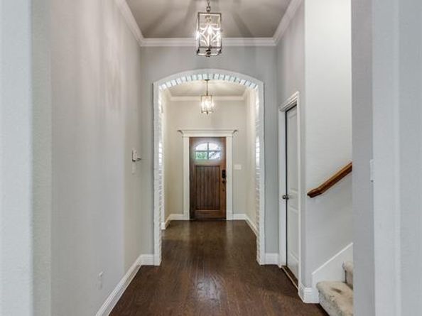 529  Inwood Street , Benbrook Texas 76126