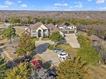 505 S Bluegrove Road 