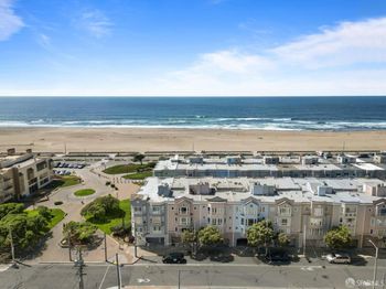 795 La Playa Street