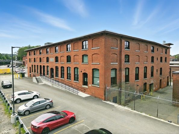 55 Sterling St 314, Clinton MA 01510