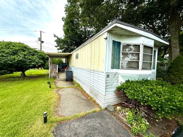 3132 Cranberry Hwy 59, Wareham MA 02538